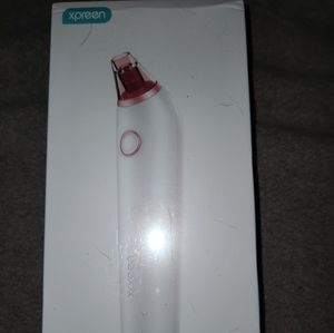 Electric blue light blackhead remover